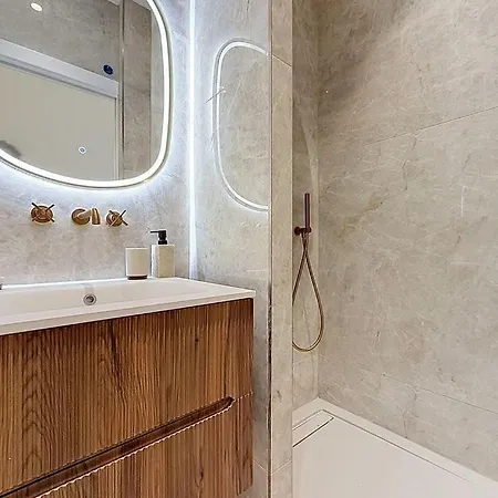 Elegant New Apartment, Appartamento