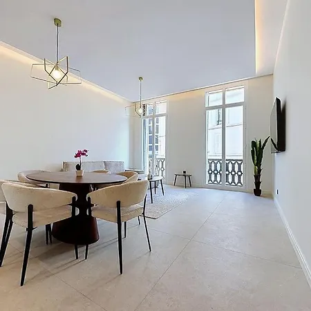 Elegant New Apartment, * Cannes